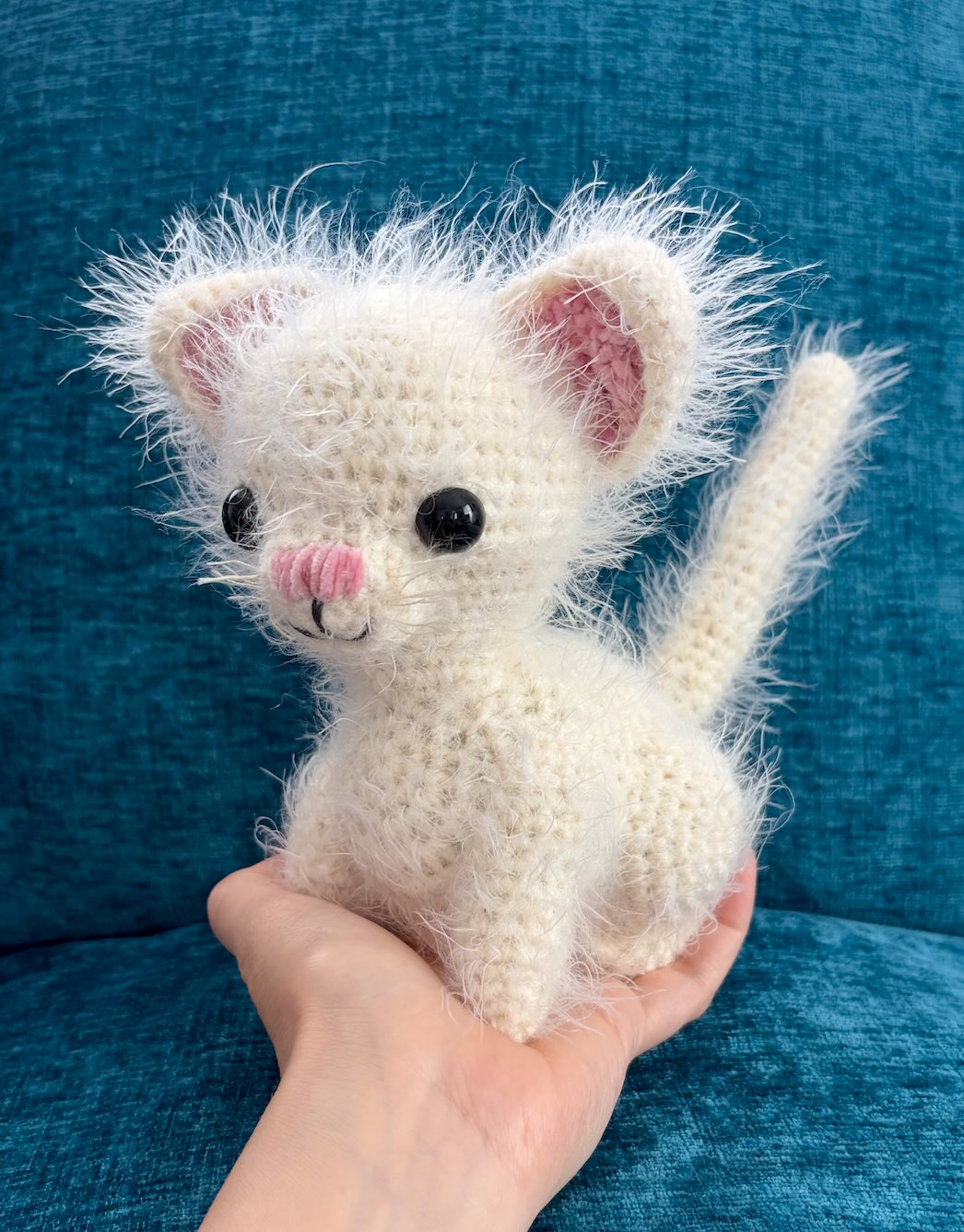 Crochet cat